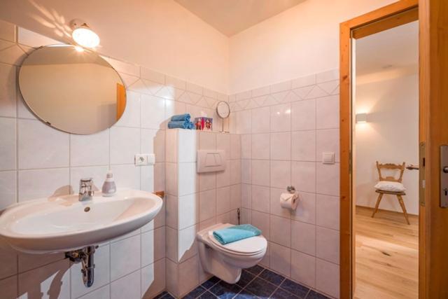 Grosshuberhof Apartment คีเฟอร์สเฟลเดน ภายนอก รูปภาพ